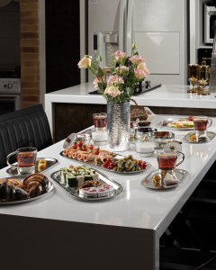ست صبحانه خوری مسی مدل روناک ست صبحانه خوری مسی مدل روناک